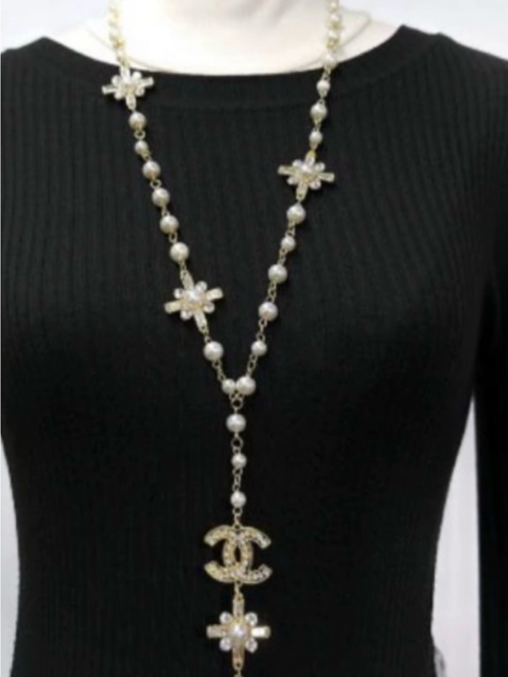 Source Unknown Gold and White Pearl Flower Logo Drop Necklace